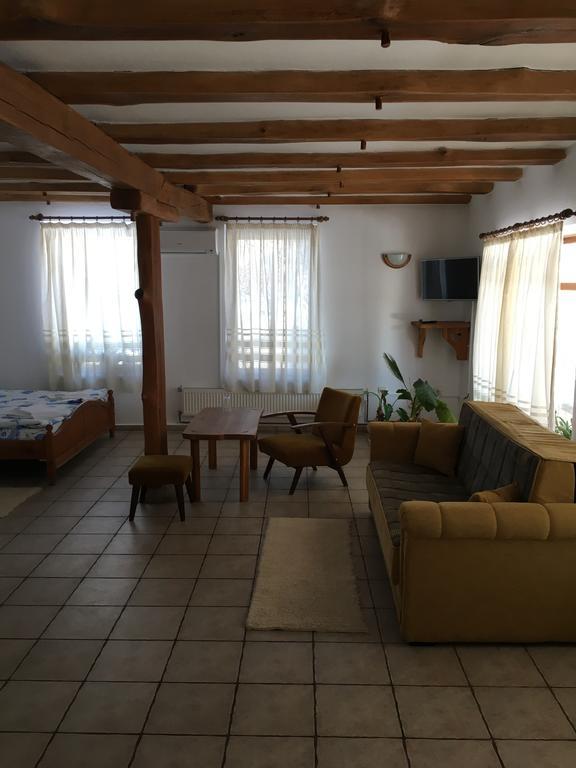 Hotel Pri Chakara Arbanasi Exterior foto