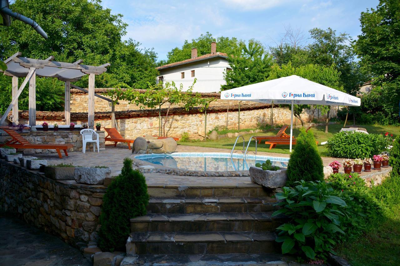 Hotel Pri Chakara Arbanasi Exterior foto